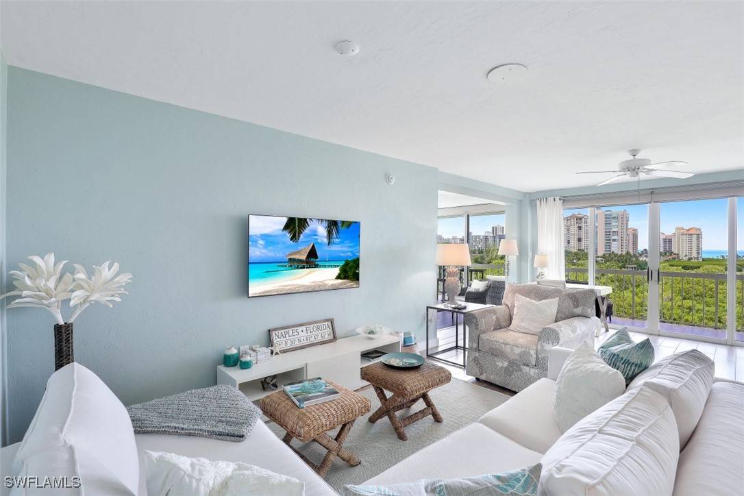 Naples, FL 34108,5501 Heron Point DR #501