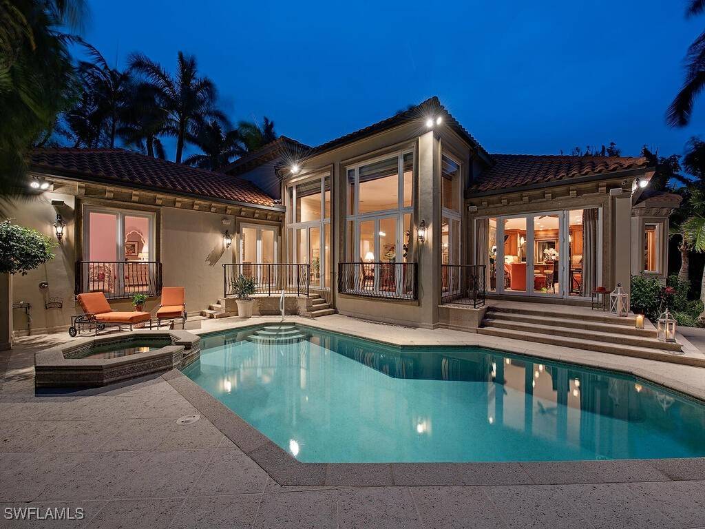 Naples, FL 34102,2070 Gordon DR