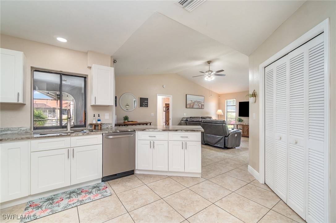 Cape Coral, FL 33914,3411 SW 2nd AVE