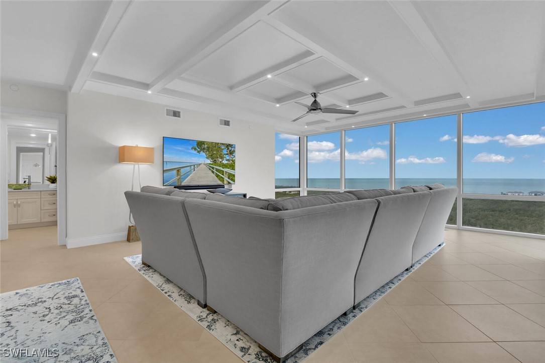 Naples, FL 34108,7515 Pelican Bay BLVD #17D