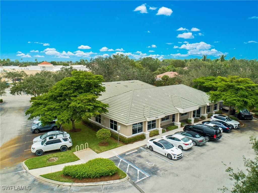 Naples, FL 34110,5683 Strand CT #7