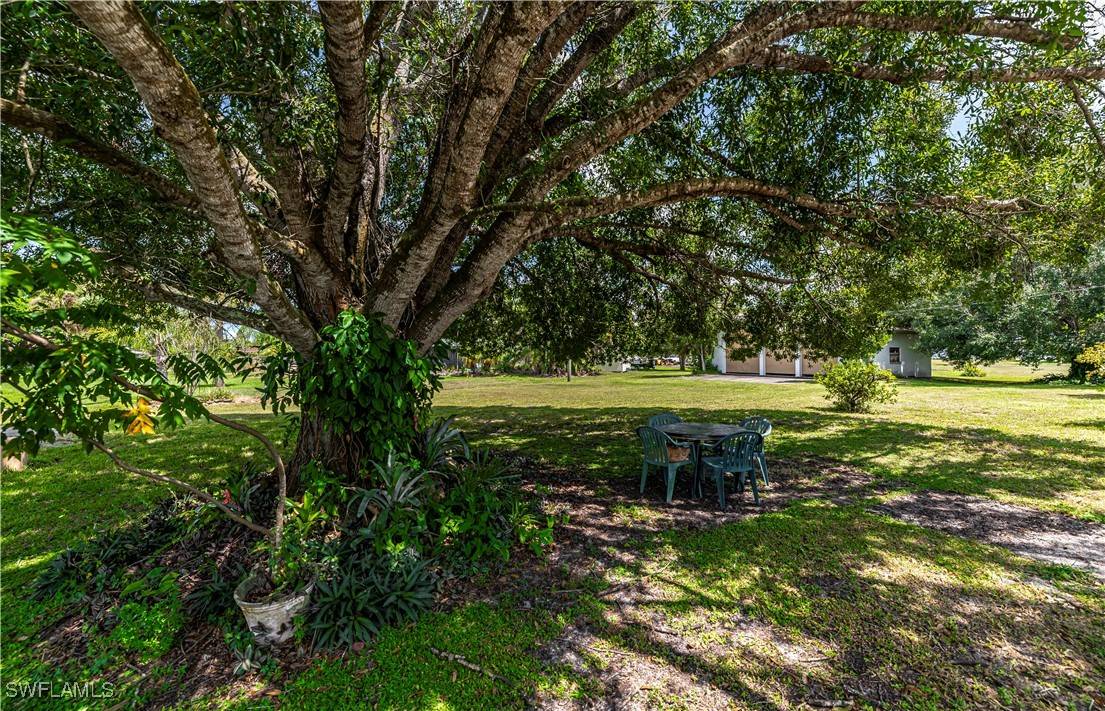 Moore Haven, FL 33471,1038 Seminole CIR