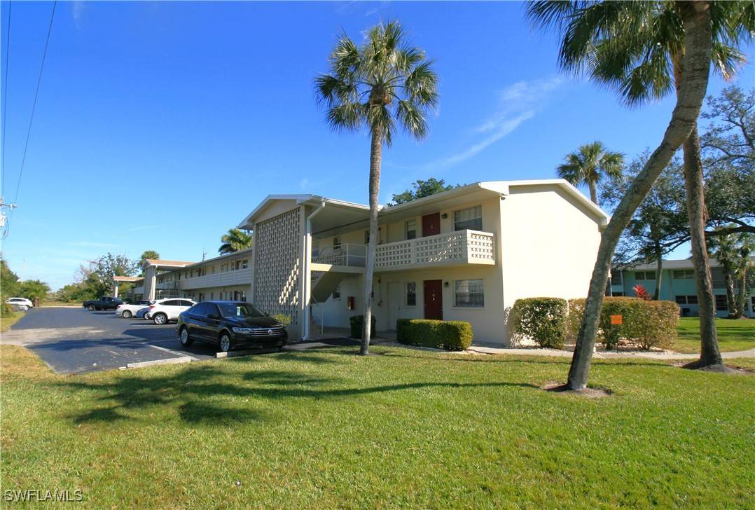 North Fort Myers, FL 33903,1008 Tropic TER #1008