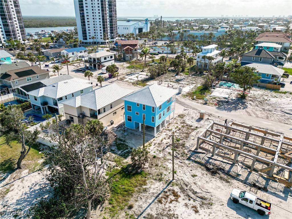 Fort Myers Beach, FL 33931,107 Gulfview AVE