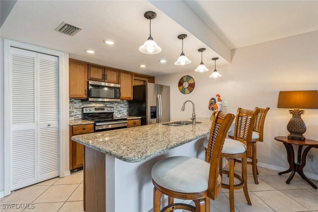 Fort Myers, FL 33912,13273 White Marsh LN #306