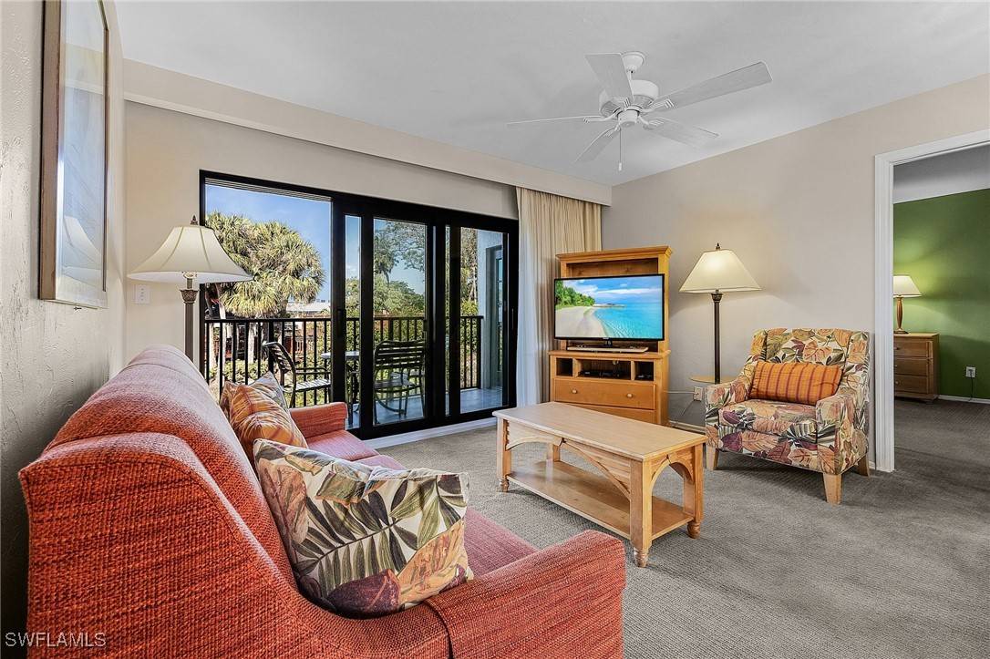 Naples, FL 34103,600 Neapolitan WAY #236