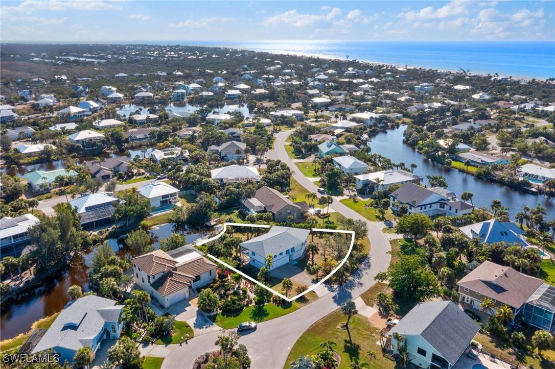 Sanibel, FL 33957,662 E Rocks DR