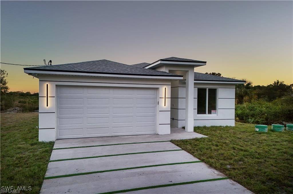 Lehigh Acres, FL 33974,1059 Asther ST E