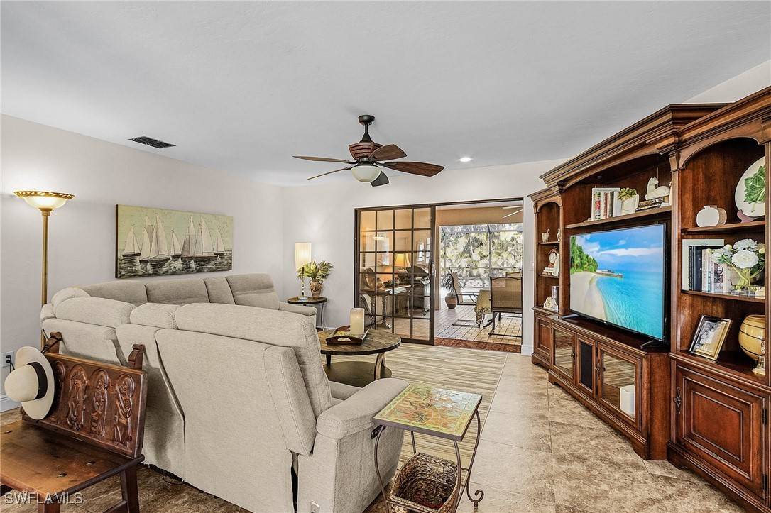 Fort Myers, FL 33919,683 Astarias CIR
