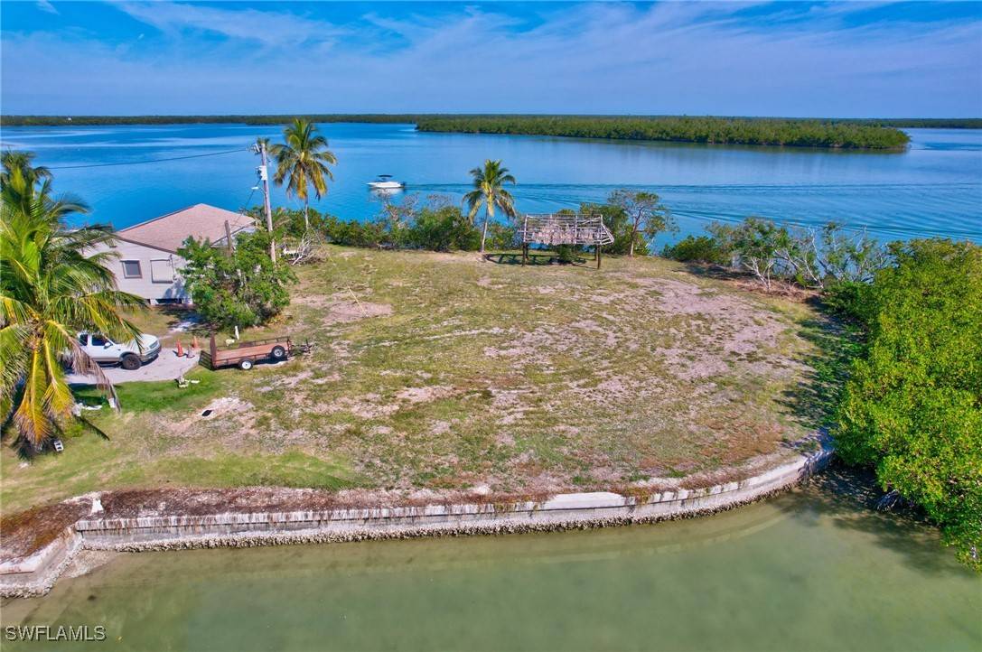 Goodland, FL 34140,103 Bayshore WAY
