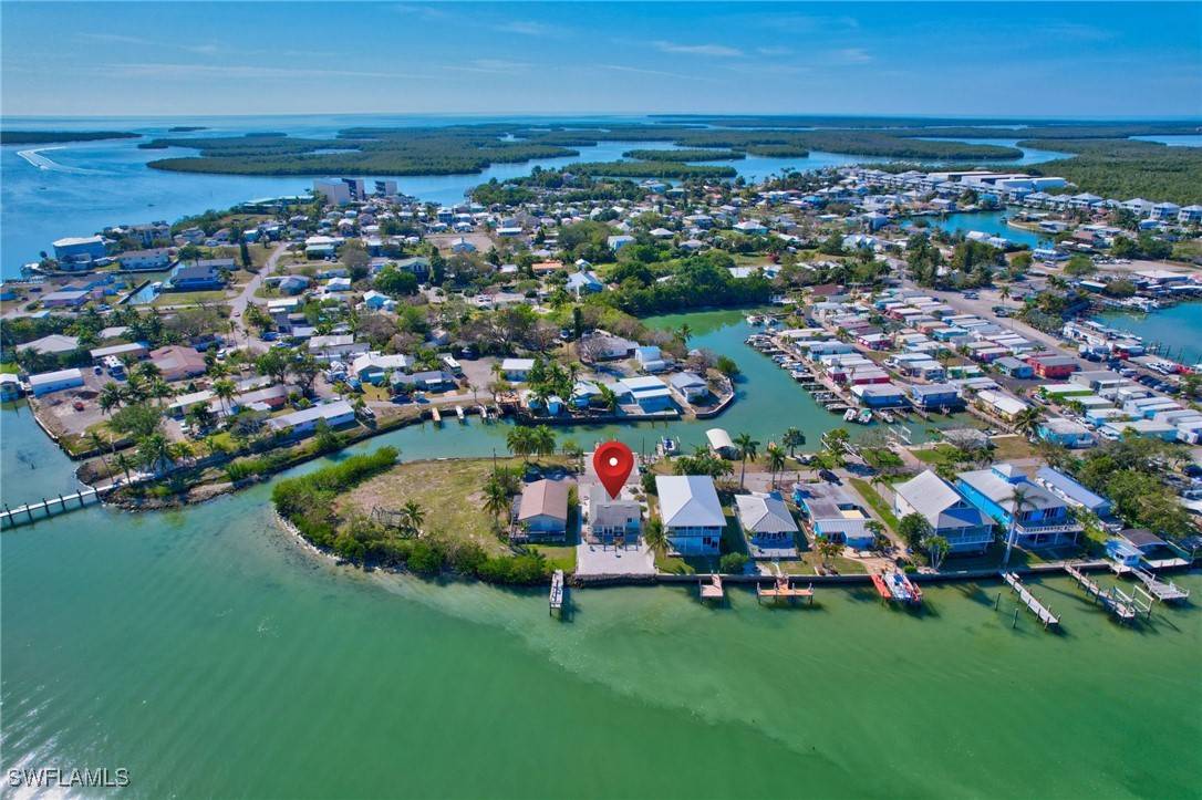 Goodland, FL 34140,107 Bayshore WAY