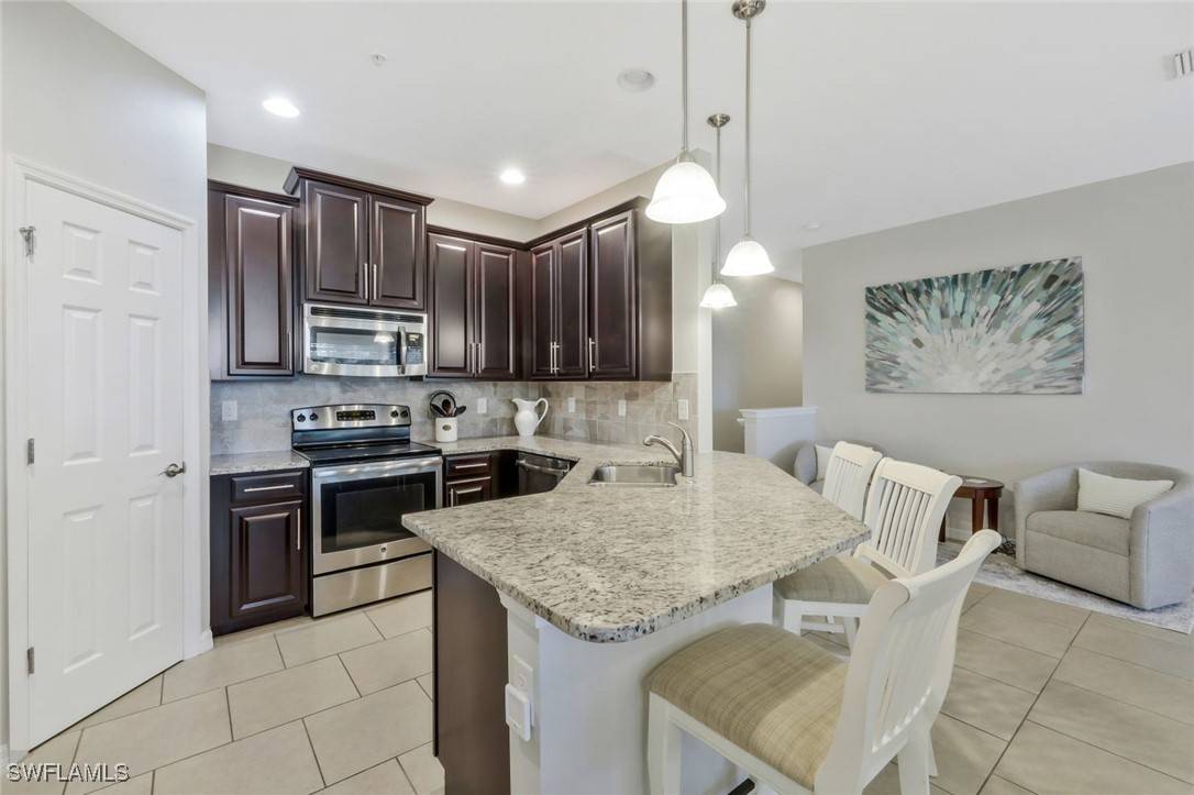 Estero, FL 34135,23601 Alamanda DR #202