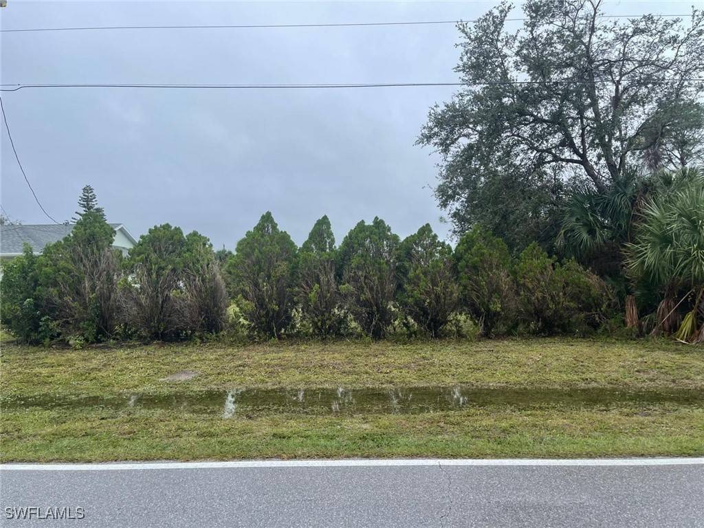 Rotonda West, FL 33947,183 Cougar WAY