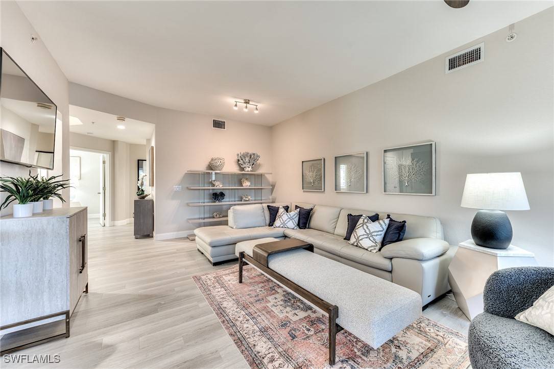 Miromar Lakes, FL 33913,10035 Valiant CT #102