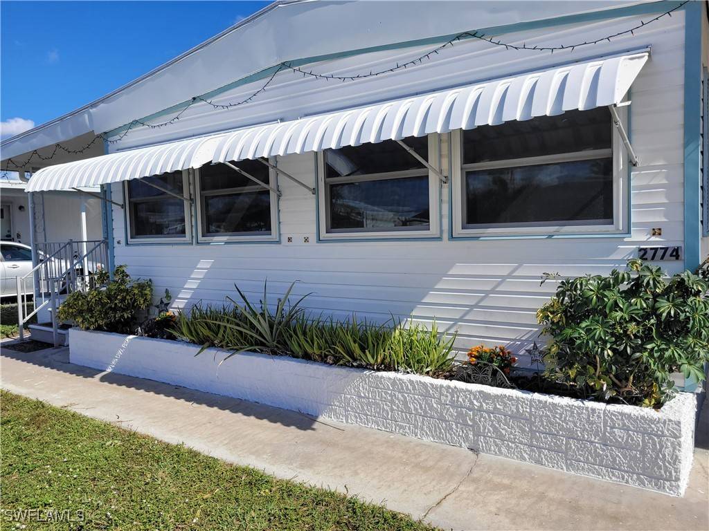 North Fort Myers, FL 33917,2774 Wedgewood DR