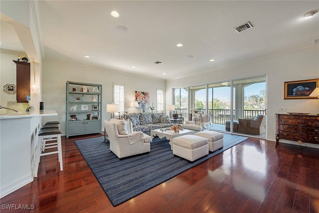 Naples, FL 34105,5045 Blauvelt WAY #201