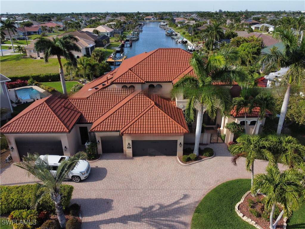 Cape Coral, FL 33914,2419 Cape Coral Pkwy W