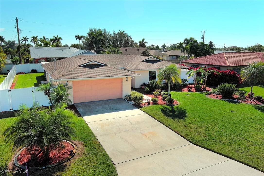 Cape Coral, FL 33904,334 SE 32nd TER