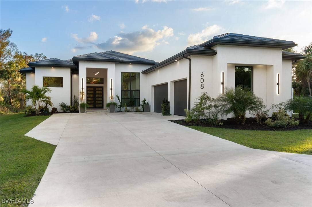 Naples, FL 34120,608 18th AVE NW