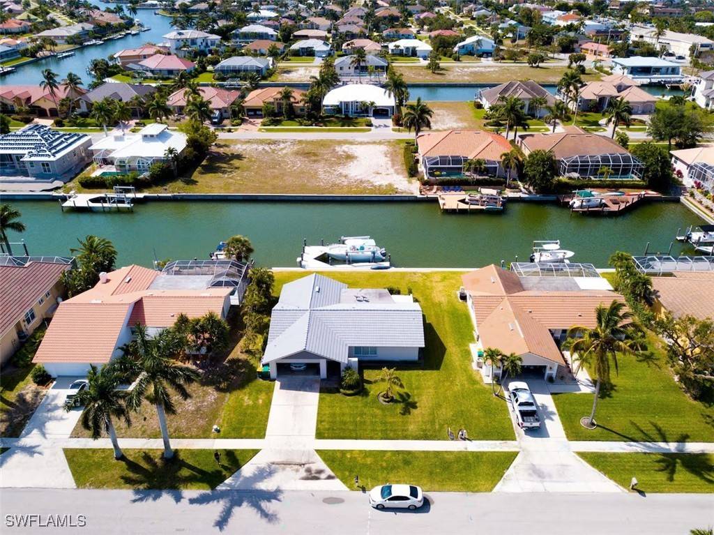 Marco Island, FL 34145,789 Caribbean CT