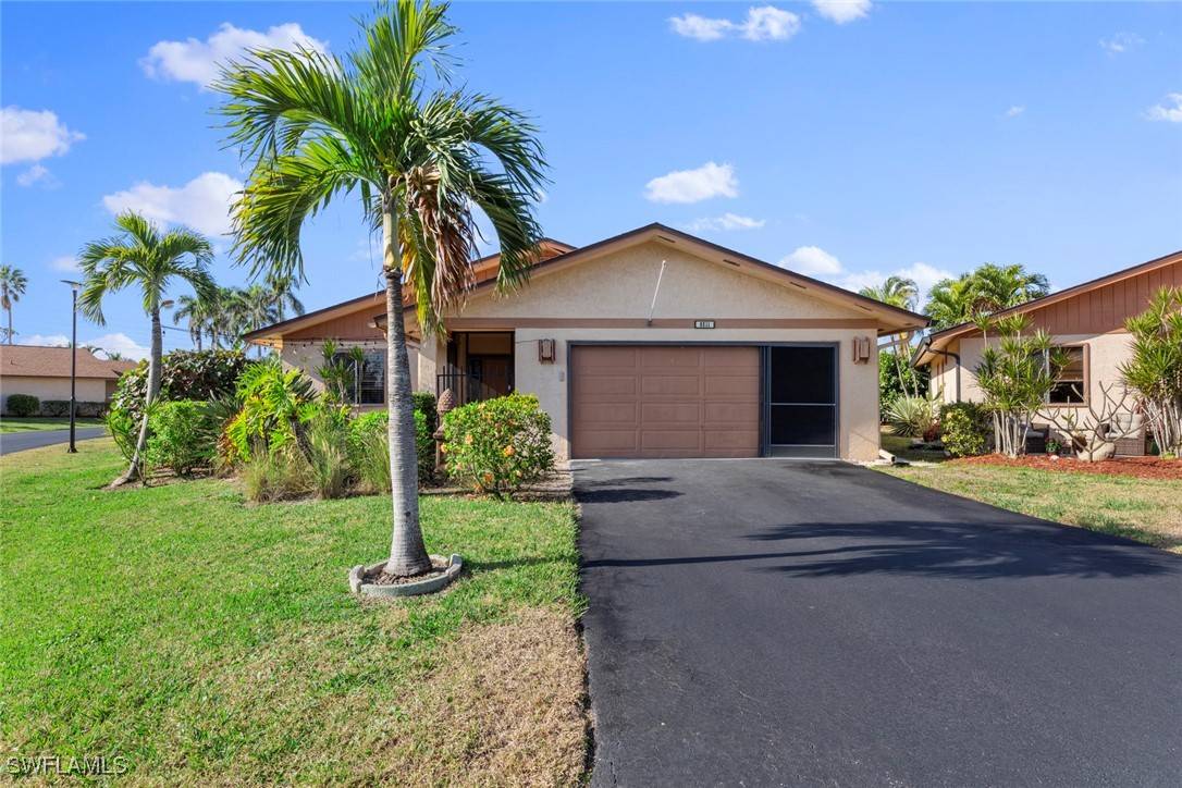 Fort Myers, FL 33908,6511 Royal Woods DR