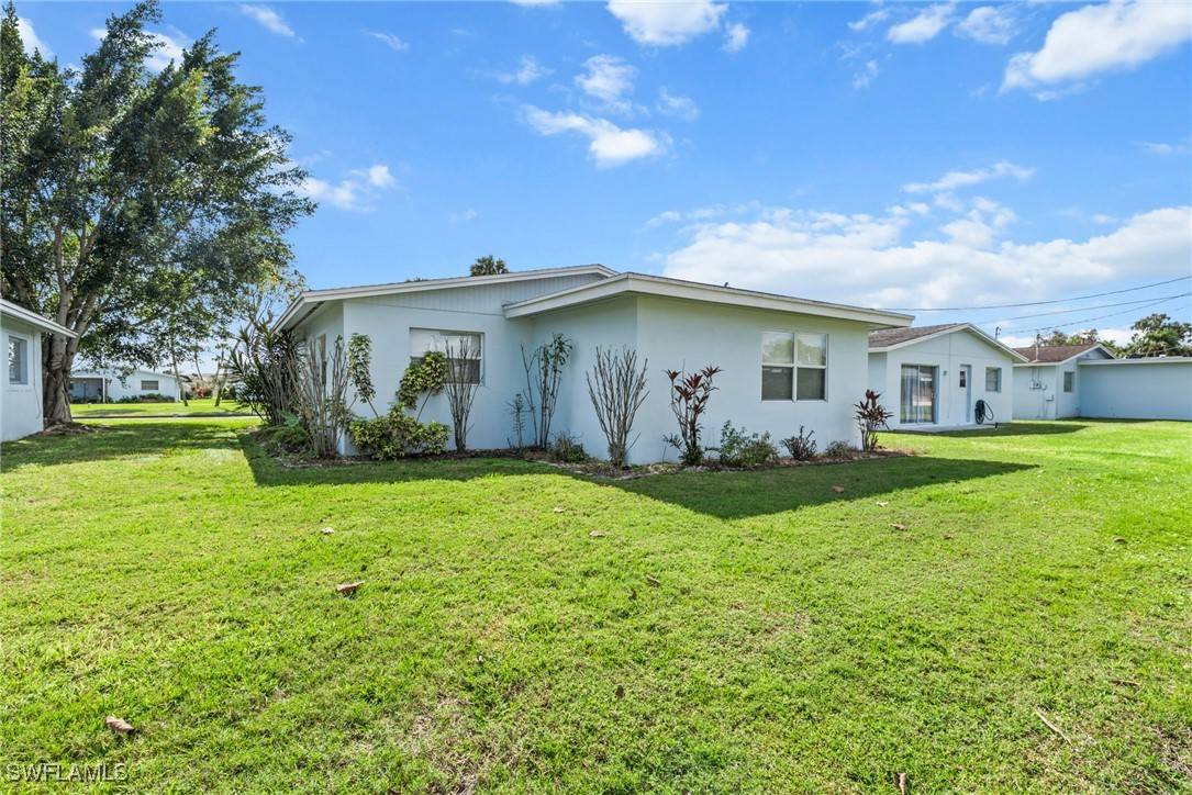 Lehigh Acres, FL 33936,2205 Croton CT