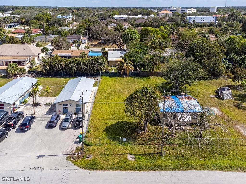 Naples, FL 34112,2415 Bayside ST
