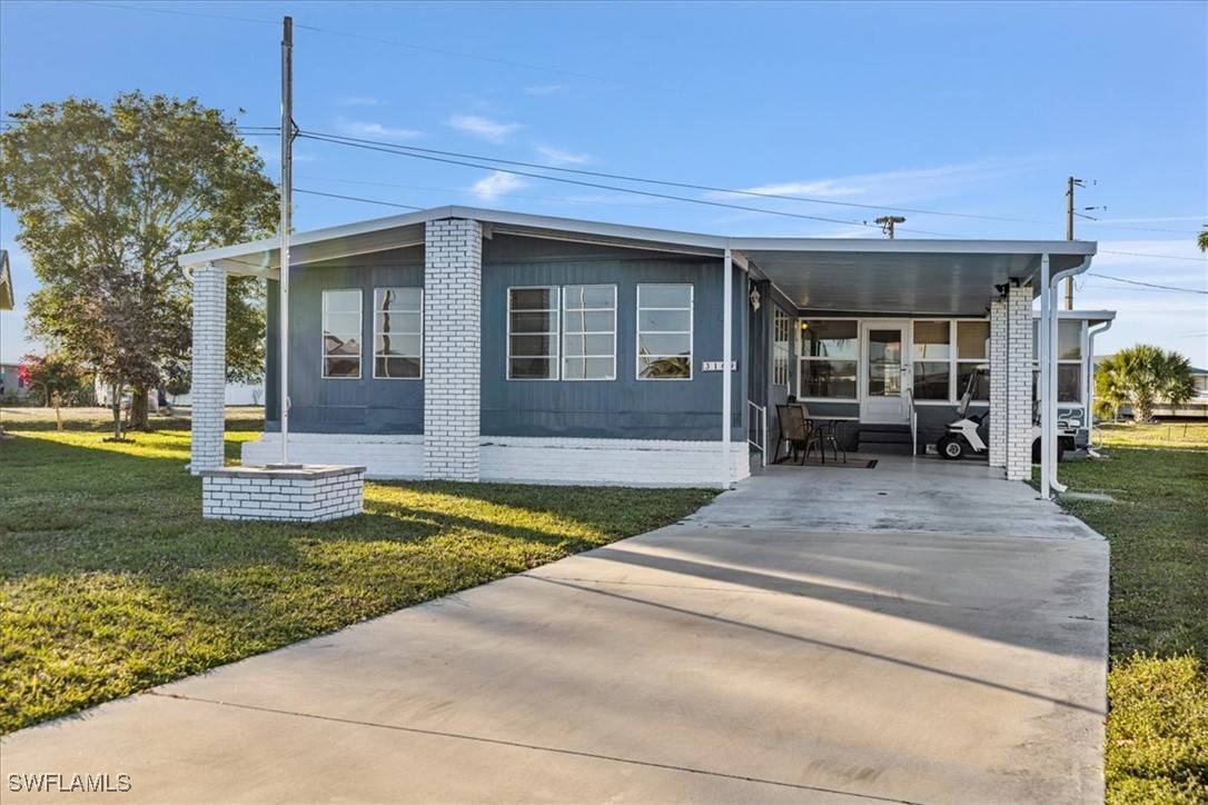 North Fort Myers, FL 33903,3169 Saturn CIR