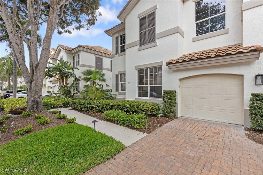 Naples, FL 34103,162 Colonade CIR #1305