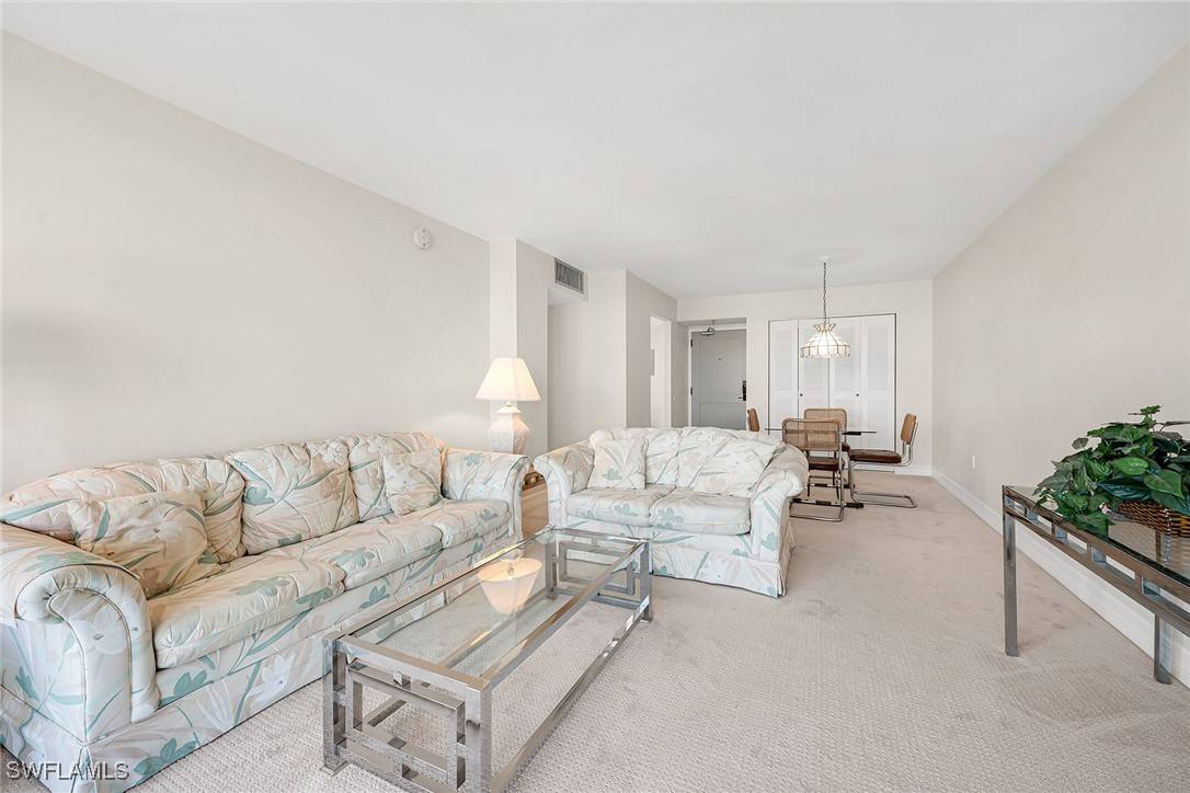 Marco Island, FL 34145,320 Seaview CT #1810