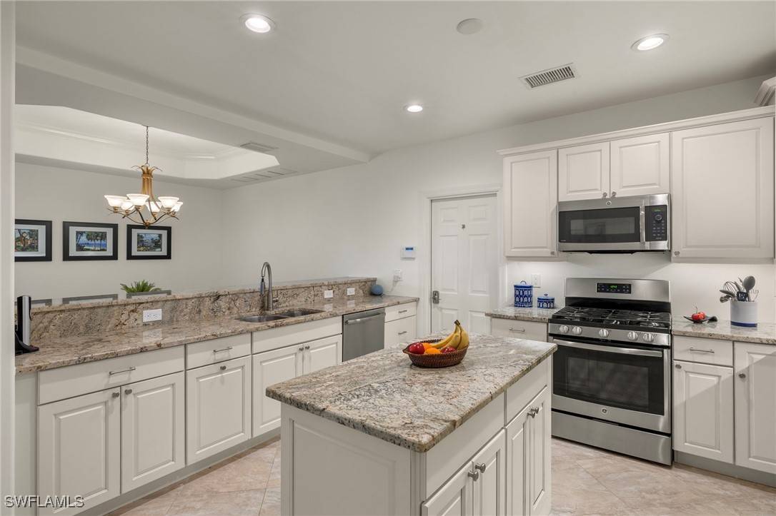 Naples, FL 34109,2850 TIBURON BLVD E #101