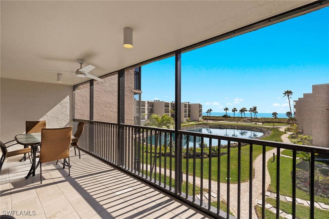 Sanibel, FL 33957,1401 Middle Gulf DR #S301