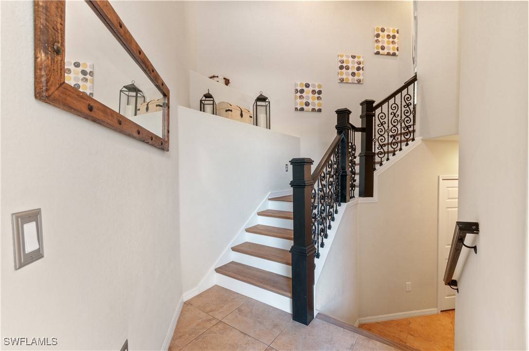 Naples, FL 34113,9494 Napoli LN #202