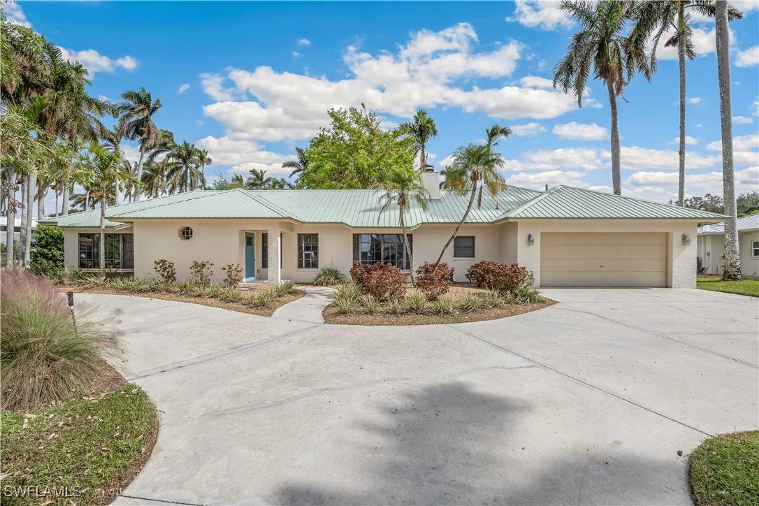 Fort Myers, FL 33901,3209 W Riverside DR