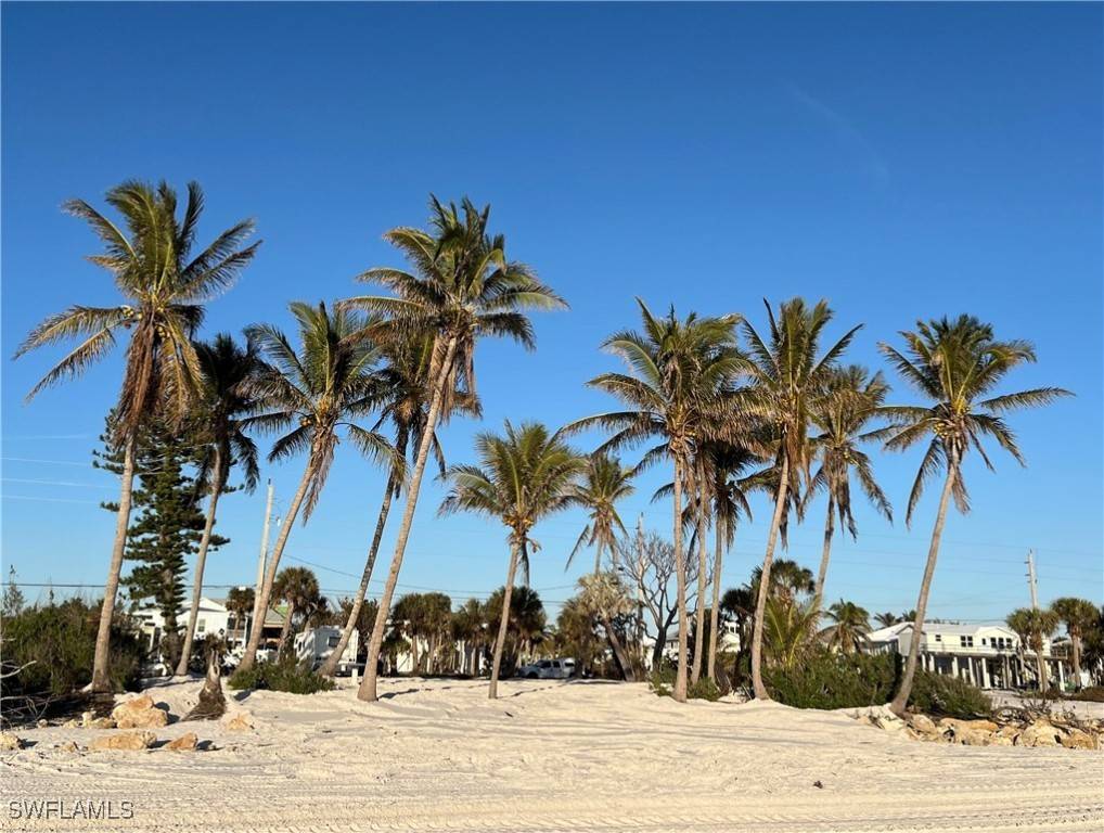 Fort Myers Beach, FL 33931,3880 Estero BLVD