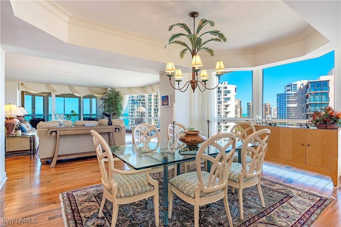 Naples, FL 34103,4021 Gulf Shore BLVD N #1006