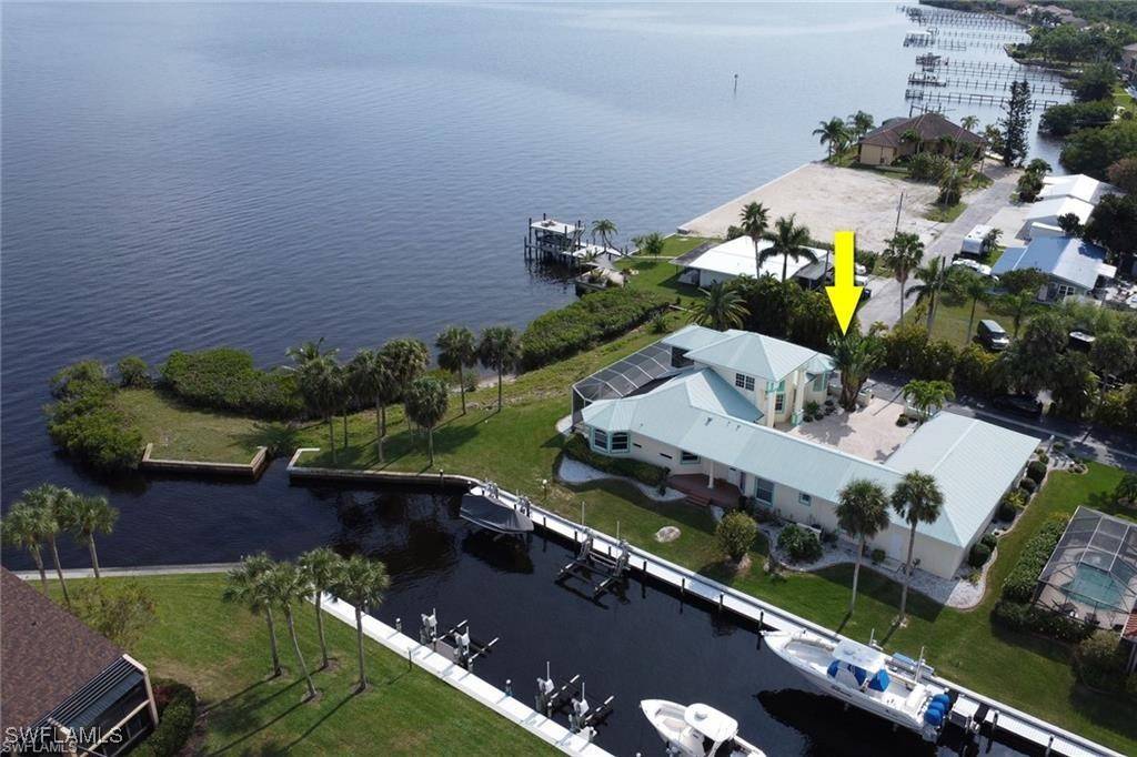 North Fort Myers, FL 33917,15472 Nelsons Walk CT
