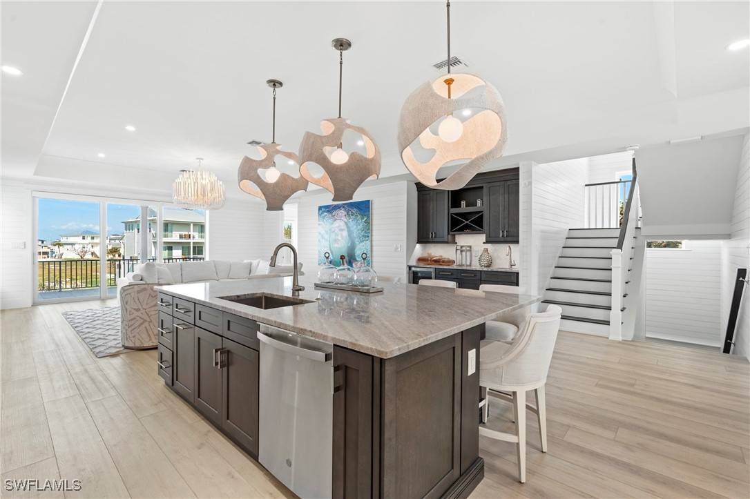 Fort Myers Beach, FL 33931,673 Estero BLVD