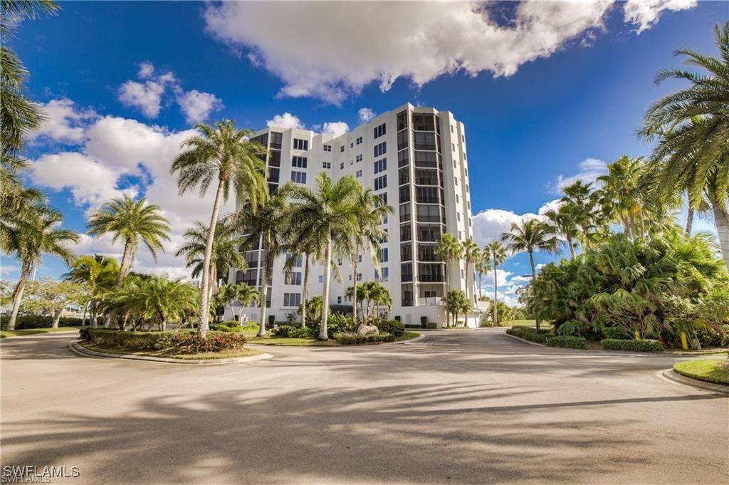 Fort Myers Beach, FL 33931,4183 Bay Beach LN #325