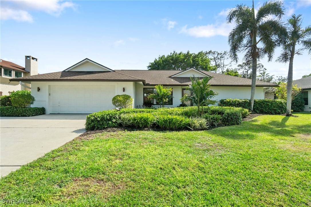 Naples, FL 34112,2421 Kings Lake BLVD