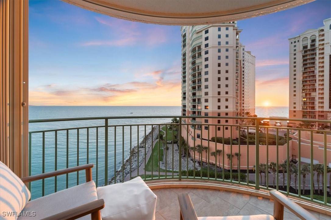 Marco Island, FL 34145,980 Cape Marco DR #805