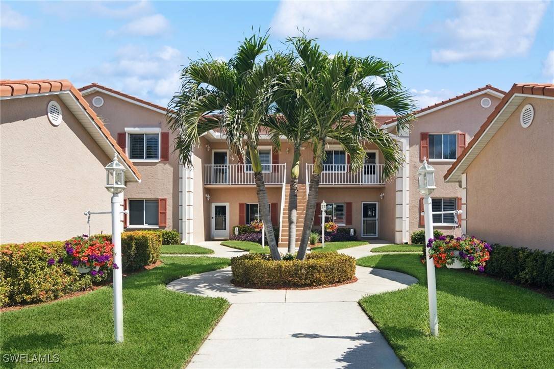 Naples, FL 34104,500 Saratoga CIR #F205
