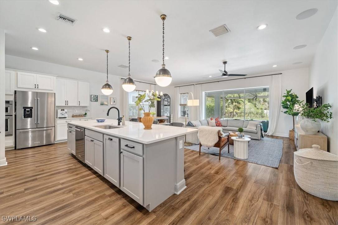 Naples, FL 34120,3524 Pilot CIR