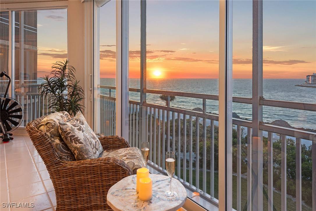 Marco Island, FL 34145,6000 Royal Marco WAY #451