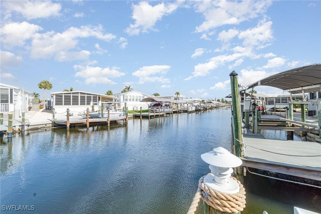 Fort Myers Beach, FL 33931,11511 Dogwood LN