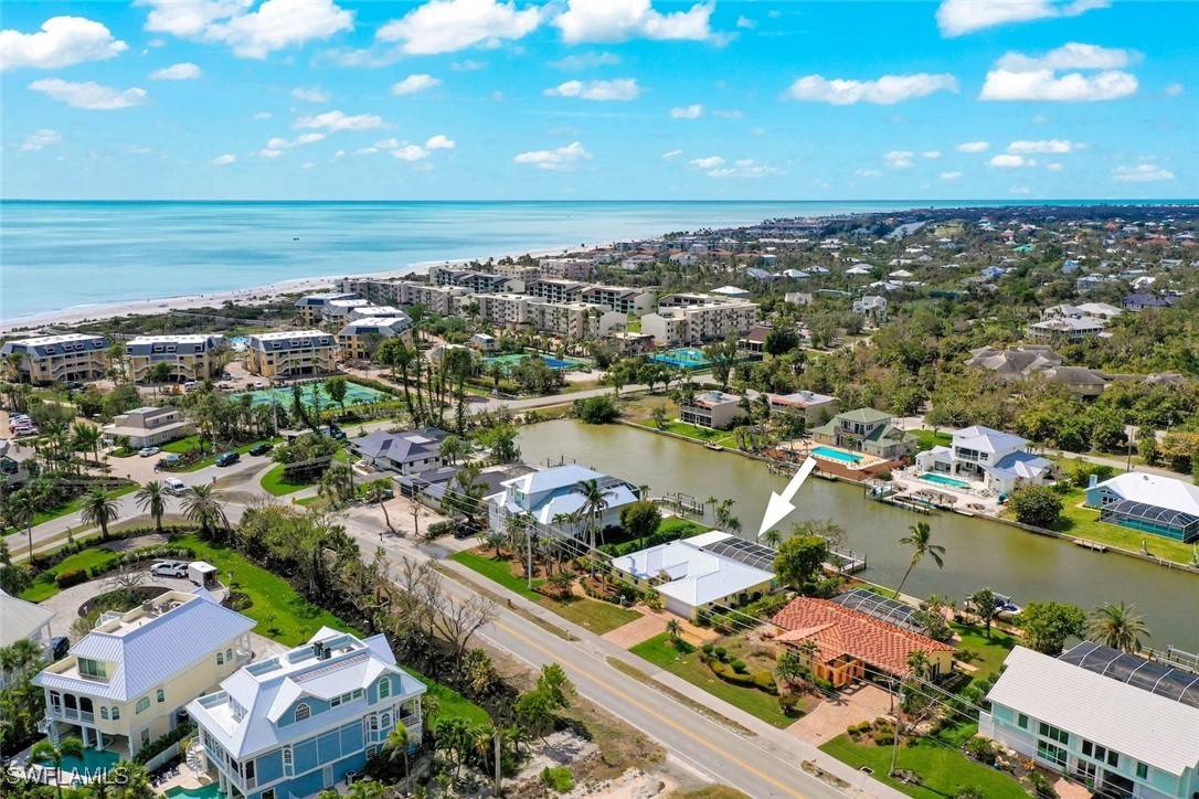 Sanibel, FL 33957,821 Lindgren BLVD