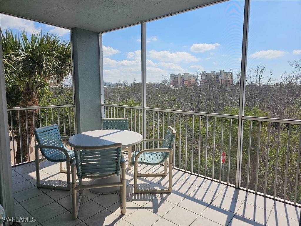 Fort Myers Beach, FL 33931,22700 Island Pines WAY #201