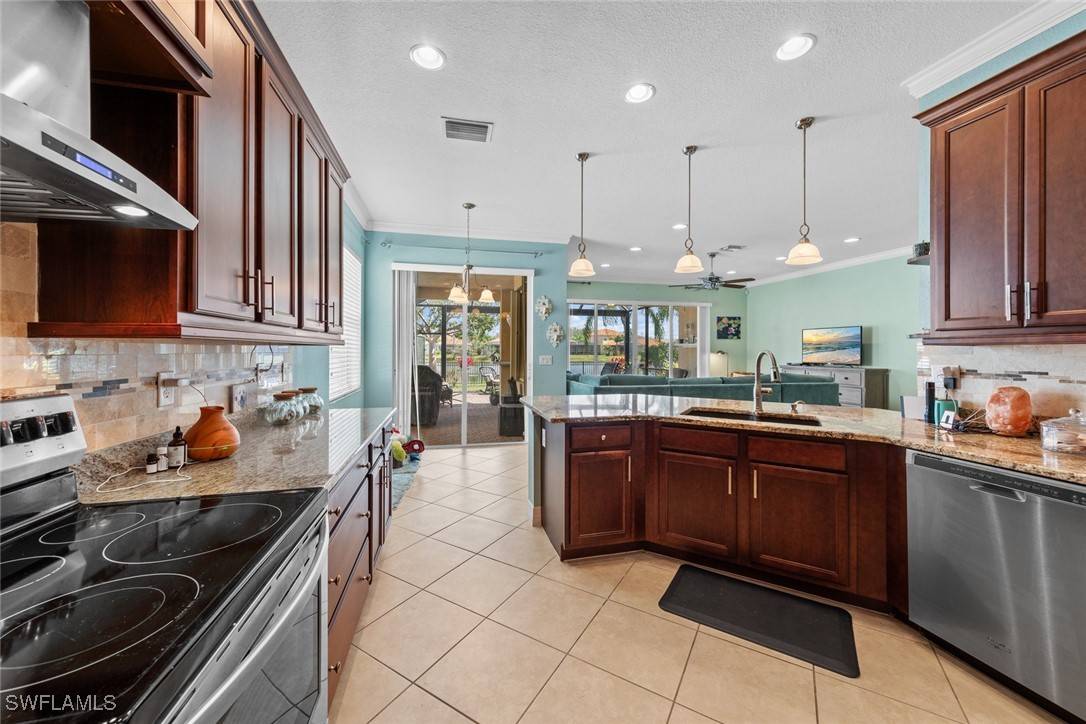 Fort Myers, FL 33913,11221 Sparkleberry DR