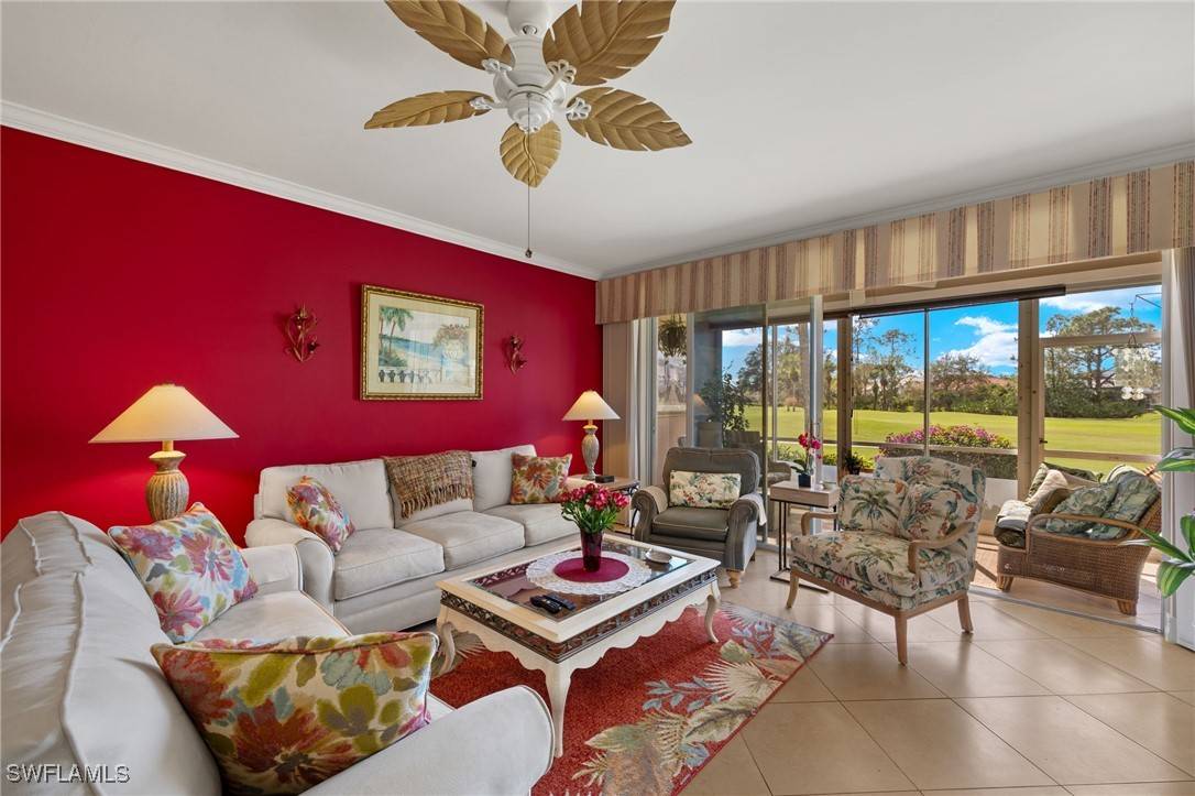 Naples, FL 34104,675 Saratoga CIR #J104