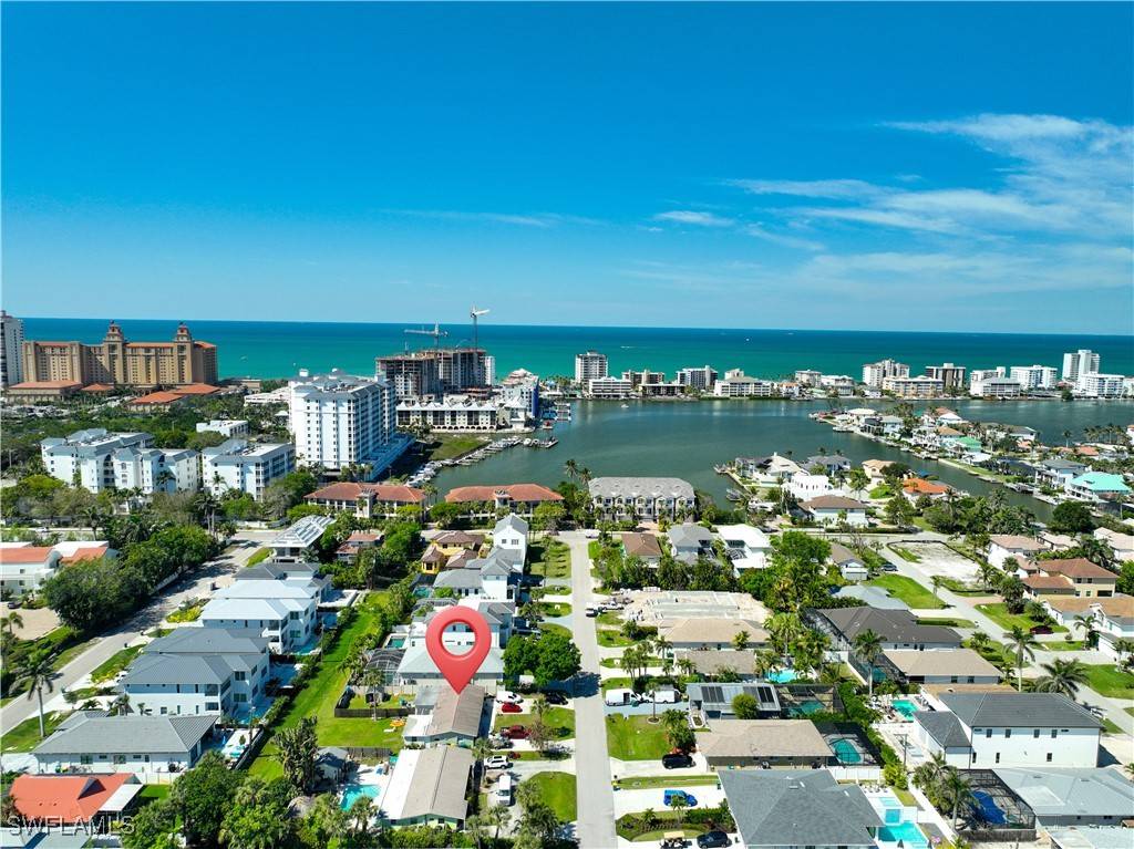 Naples, FL 34108,530 92nd AVE N